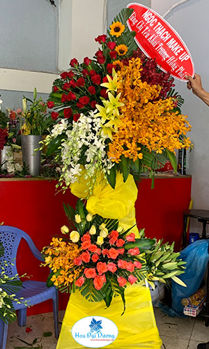 HOA CHÚC MỪNG HCM10